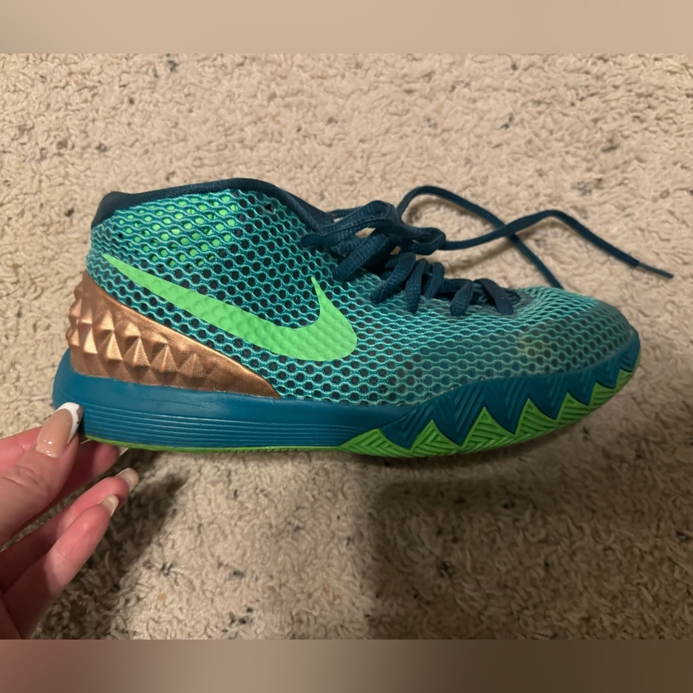 Nike Kyrie 1 Australia